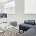 Apartment Sea View